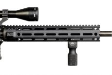 画像4: 【YHM】M-LOK® GRIP WITH STORAGE COMPARTMENT (4)