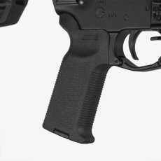 画像2: 【MAGPUL】MOE-K2® Grip – AR15/M4 BLK (2)