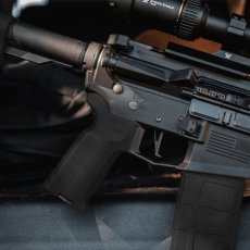 画像5: 【MAGPUL】MOE-K2® Grip – AR15/M4 BLK (5)