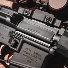 画像4: 【MAGPUL】Enhanced Ejection Port Cover　BLK (4)