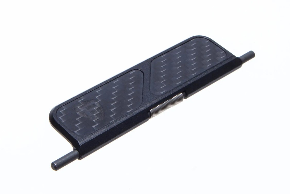 【Fortis】Billet Dust Cover - Carbon Fiber　BLK